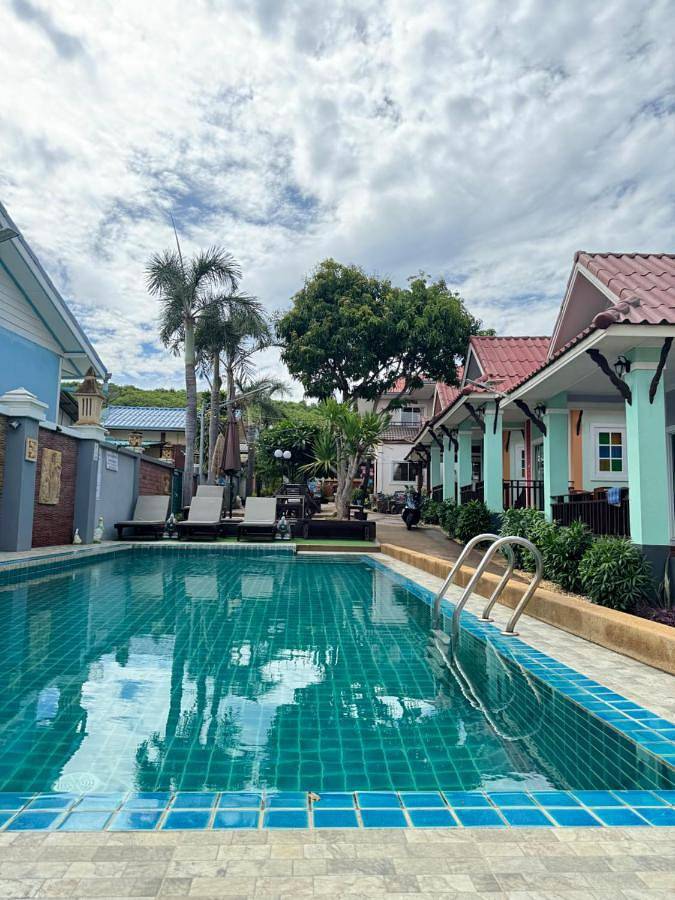 Location de vacances pour 2 personnes, avec balcon dans Ko Larn