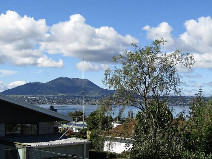 Holiday home for 7 people, with balcony and garden in Taupo