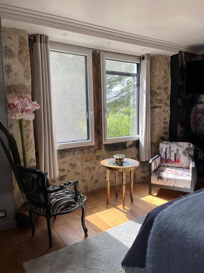 Location de vacances pour 4 personnes, avec vue et jardin, animaux acceptés à La Fouillade - 2