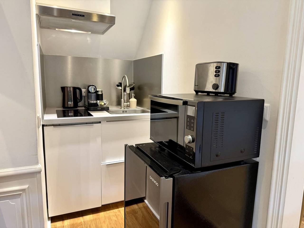 Ganze Wohnung, Charmantes 2-Zimmer App. mit Terrasse, Pkw-Stellplatz, Wlan. in Westerland, Sylt (Gemeinde)