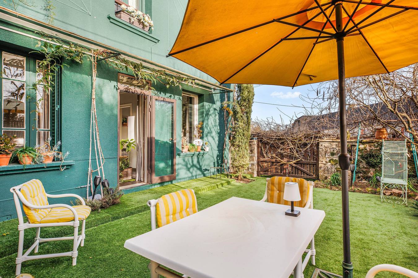 Maison de Vacances 'Chez Poton' avec Terrasse Privée, Jardin Privé et Wi-Fi in Le Grand-Bourg, Région de Guéret