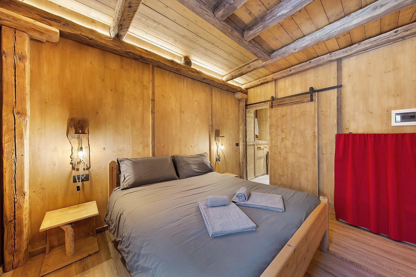 Appartamento intero, Appartamento 'Marmarole' con vista sulle montagne, giardino condiviso e balcone in Auronzo di Cadore, Dolomiti di Sesto