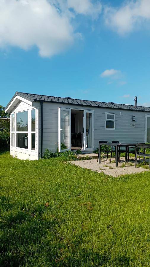 Gîte pour 4 personnes, avec vue ainsi que terrasse et jardin dans Hem