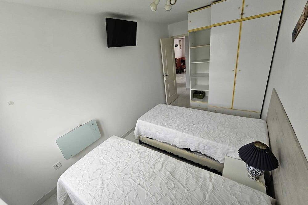 Entire apartment, Cozy, very comfortable, very close to the beach. in Miengo, Cantabrian Coast