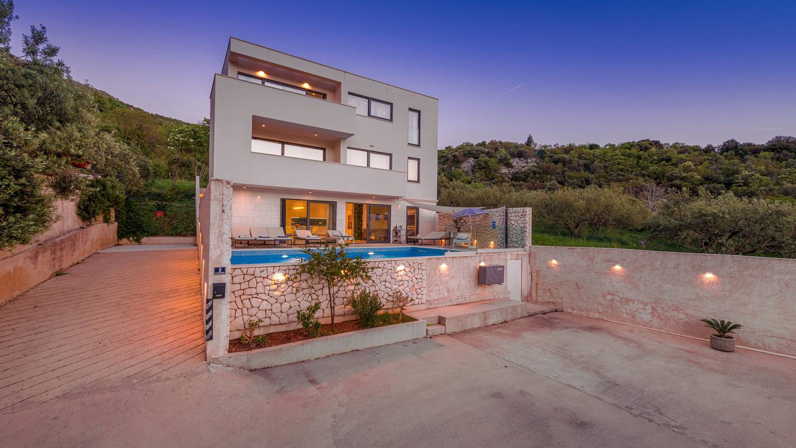 Villa White Lady by Villas Guide in Zaton, Grad Dubrovnik