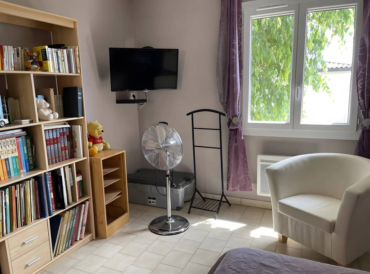 Gastenkamer 'Chambre D'hote' met gedeeld terras, tuin en airconditioning in Lorgues, Draguignan en omgeving