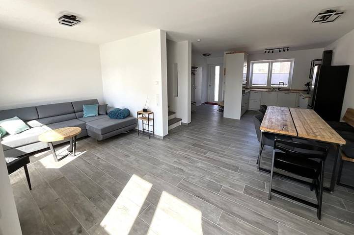 Luxus-Ferienhaus für 7 Personen, mit Garten