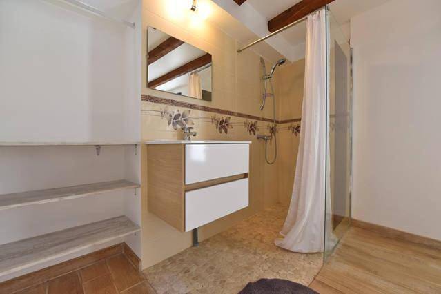 Loft d'exception 350m2 spacieux et lumineux avec piscine à 15 min de la mer in Aimargues, Côte méditerranéenne (France)