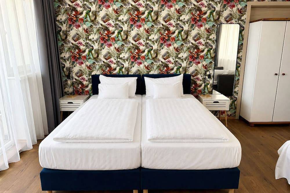 Cosy Family Room bed & breakfast with a rooftop garden in Budapest with Ac in Budapest, Danube-Ipoly National Park