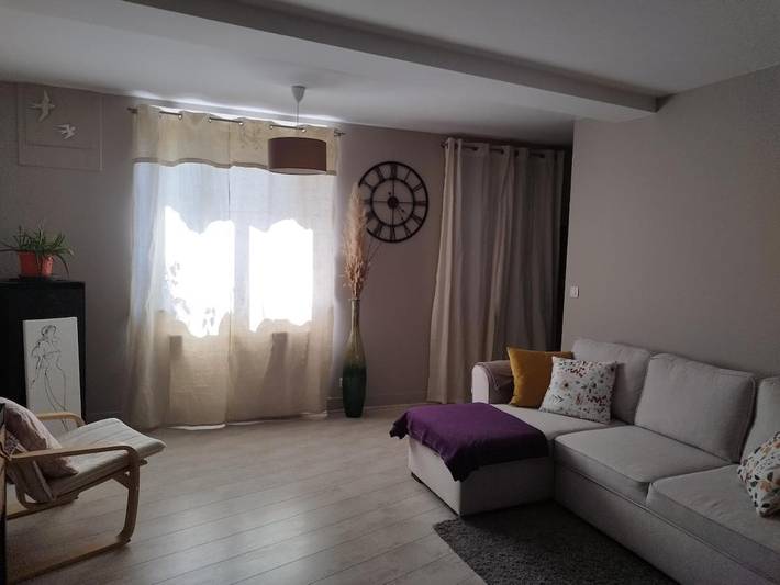 Gîte pour 4 personnes, avec vue à Le Coteau - 2