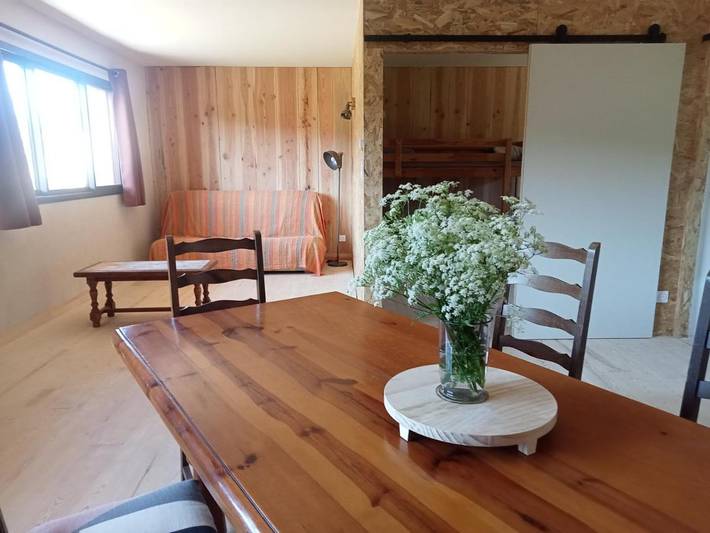 Gîte pour 6 personnes, avec jardin et vue, adapté aux familles à Prémian - 3