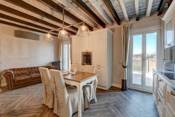 Loft per 4 Persone in Desenzano del Garda, Prealpi Gardesane, Foto 2