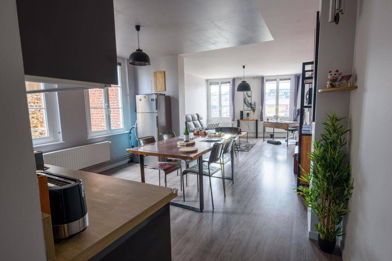 Appartement entier, Two-Bedroom Apartment in Fécamp, Région du Havre