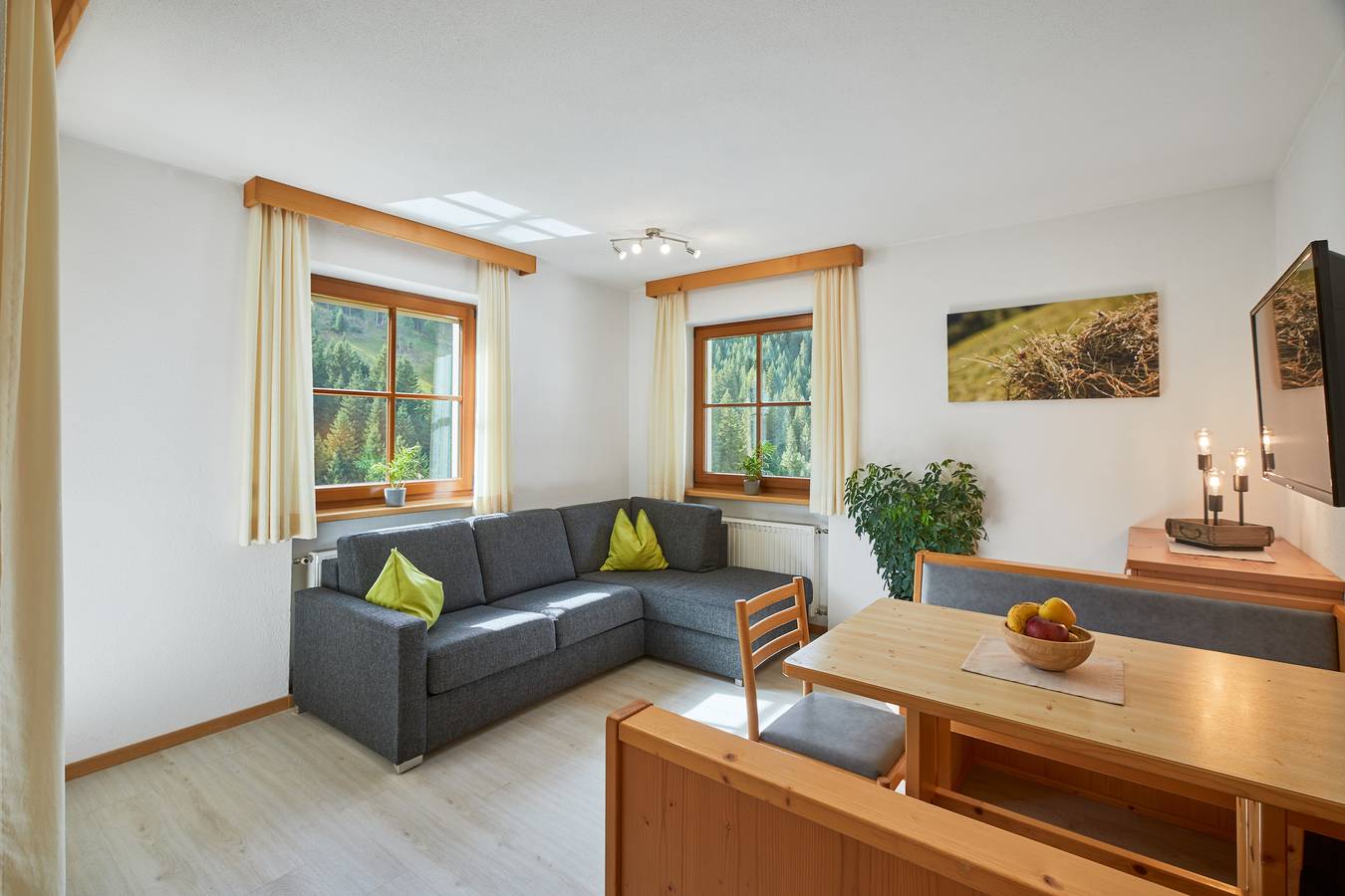 Ganze Wohnung, Ferienwohnung "Mareiter Stein Blasighof" mit Bergblick, Wlan, Balkon & Garten in Bichl (Ratschings), Ratschings