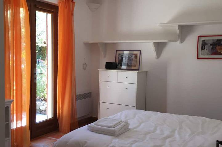 Private Family Villa in Verdon, Var, Provence - Pool and 2,000 m² Garden in Régusse, Brignoles Region