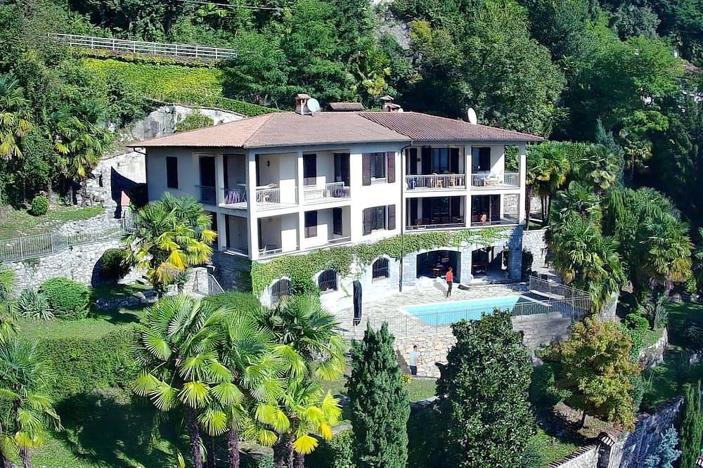 Miralago in Valsolda, Lago di Lugano (Italia)
