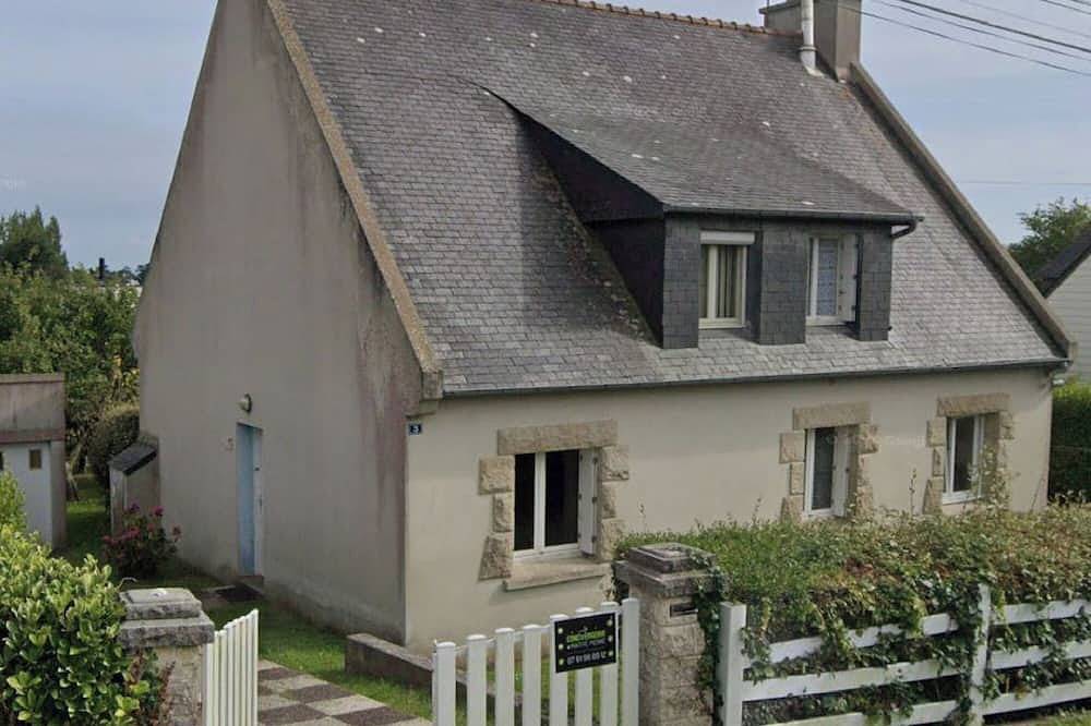 Ty Tad, Maison de 4 Chambres, Dans une Impasse Avec Jardin, à 200 m de la Plage in Plougonvelin, Región de Brest