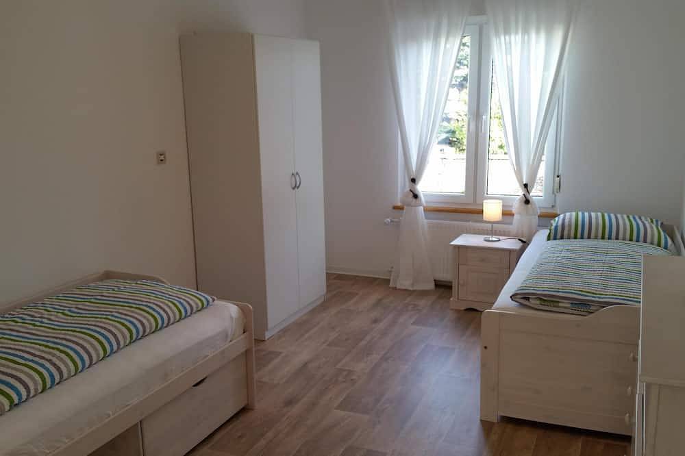 Ganze Wohnung, Ferienwohnung \"Antonius\" mit Wohlfühlambiente in Troisdorf, Rhein-Sieg-Kreis