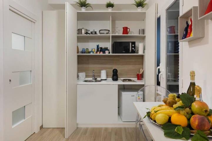 B&b per 4 persone, con panorama e balcone in Meta