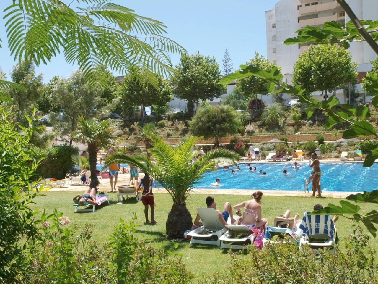 Apartamentos Jardins da Rocha in Praia da Rocha, Portimão