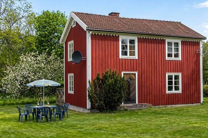 Ferienhaus für 6 Personen, mit Terrasse und Garten in Uppvidinge und Umgebung