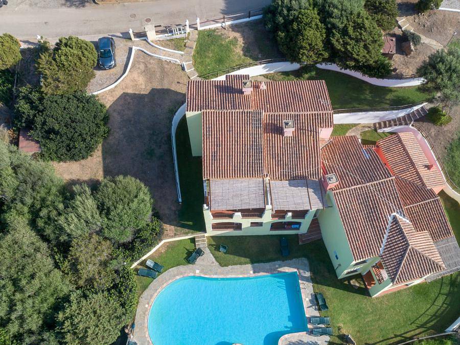 Sea Villas - Villa 4 persone - In - accesso alla piscina comunale in Stagno di Casaraccio, Punta De Su Turrione