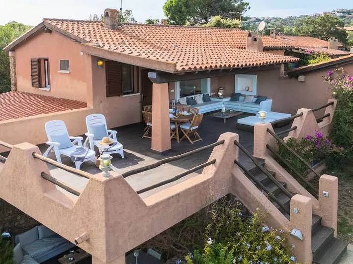 Casa vacanza per 5 persone, con giardino a Porto Istana