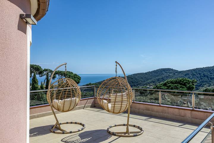 Villa de Luxe à Begur Vue Mercon vistas al mar, Wi-Fi y aire acondicionado in Begur, Costa Brava