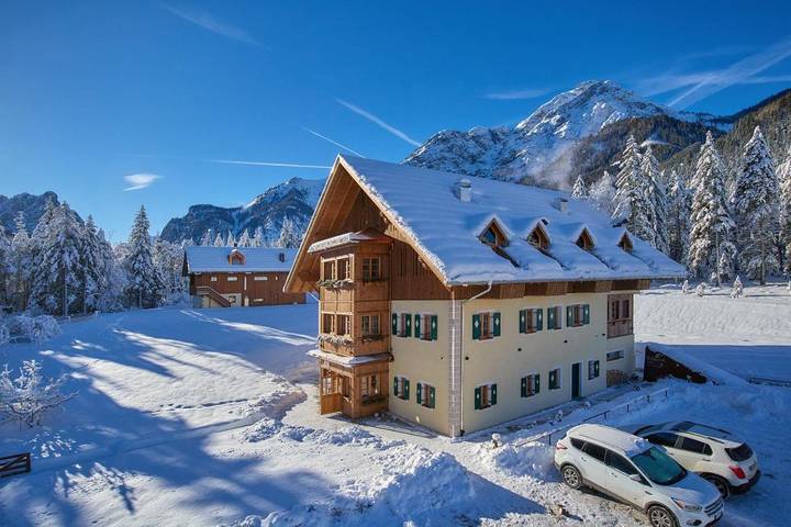 Hotel für 6 Personen, mit Terrasse und Whirlpool sowie Garten und Sauna in Toblach