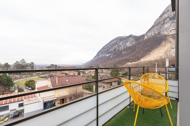 Gîte pour 4 personnes, avec vue et balcon à Étrembières - 4