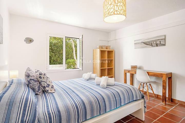 Wonderful Villa in Tranquil Area - Private Pool, 250m from Sea, Air-conditioning in Punta Prima, Sant Lluís