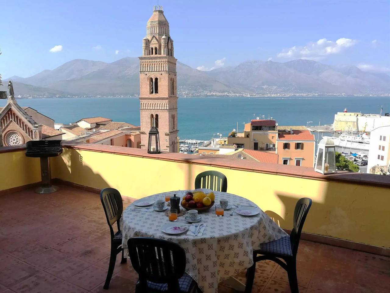 Apartamento entero, 5 estancias 6 personas in Gaeta, Provincia de Latina