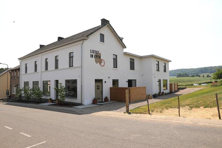 Gîte pour 2 personnes, avec vue et jardin dans Epen - 2