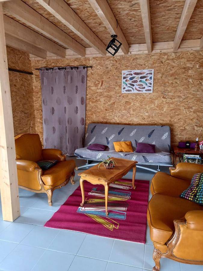 Gîte pour 8 personnes, avec jardin à Abbaretz