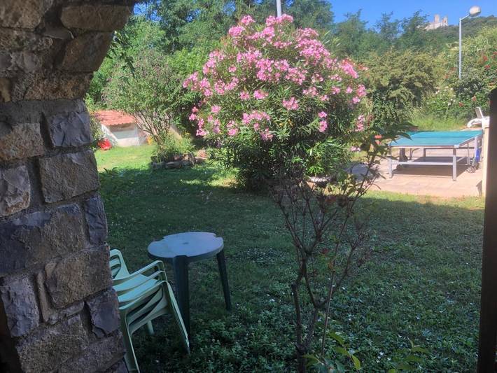 Hôtel pour 2 personnes, avec terrasse ainsi que jardin et piscine, animaux acceptés à Tornac - 3