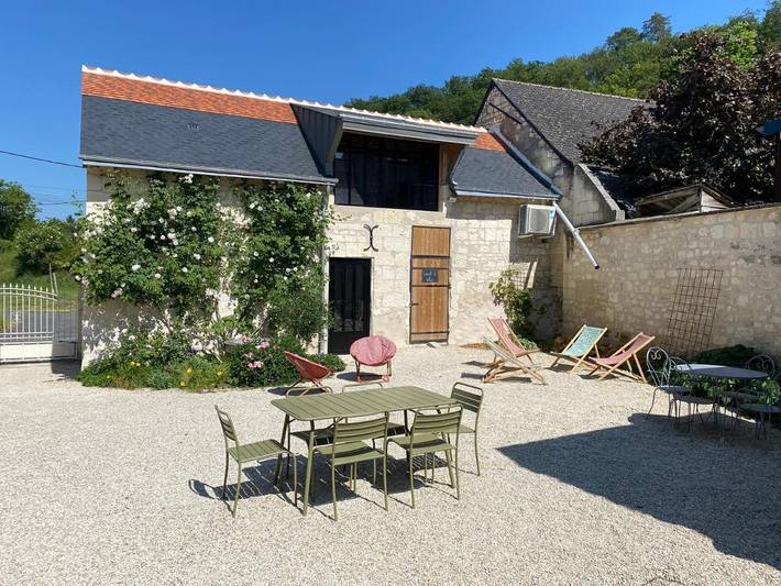 Gîte pour 6 personnes, avec jardin à Huismes - 2
