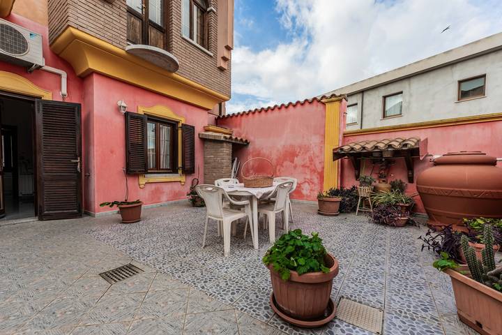 Entire apartment, Apartment in Capoterra: comfort and relaxation just minutes from the sea in Capoterra, Cagliari Province
