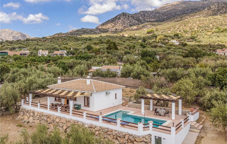 Casa de vacaciones para 7 personas, con terraza y piscina - 1