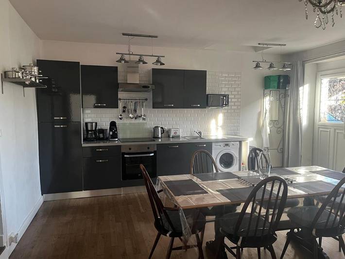 Location de vacances pour 4 personnes, avec jardin et vue, animaux acceptés à Ladignac-le-Long - 2