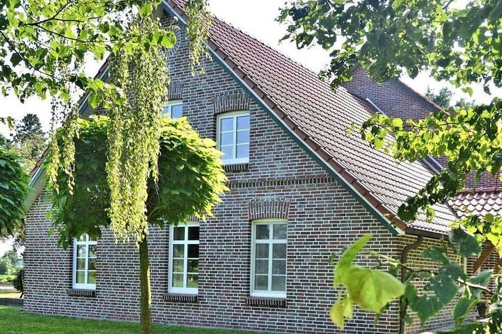 Ferienwohnung für 3 Personen, mit Garten in Apen