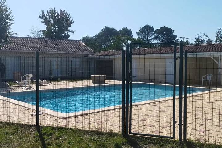 Villa pour 5 personnes, avec Piscine