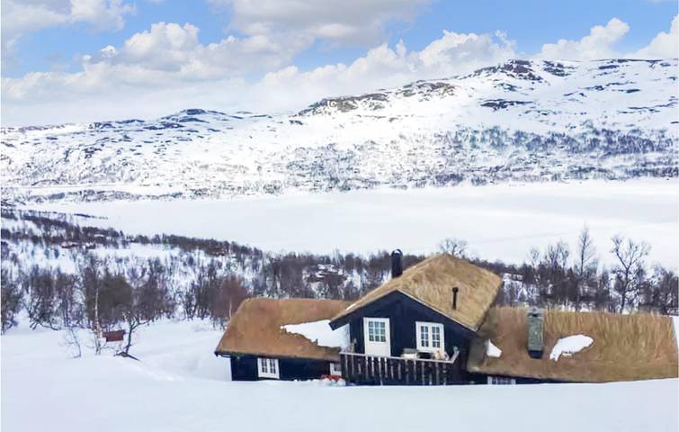 Ferienhaus für 8 Personen mit Seeblick in Oppdal