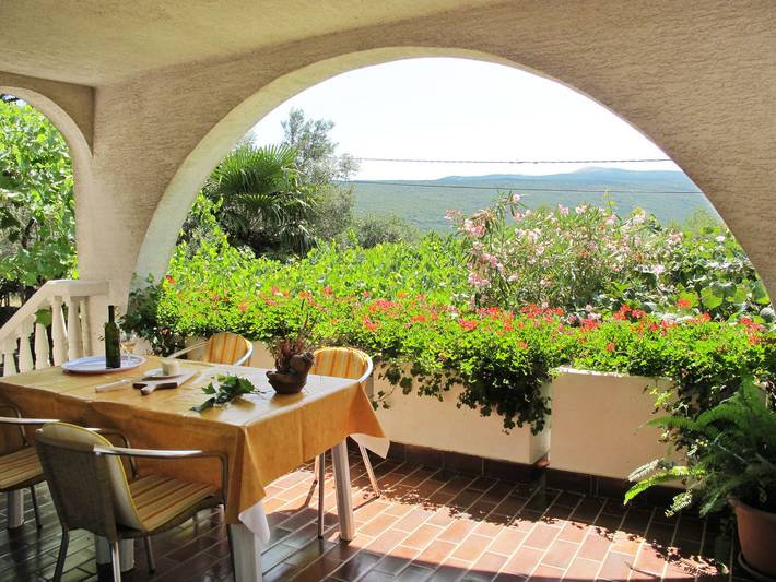 Ferienwohnung für 4 Personen, mit Garten und Terrasse, mit Haustier auf Krk - 2