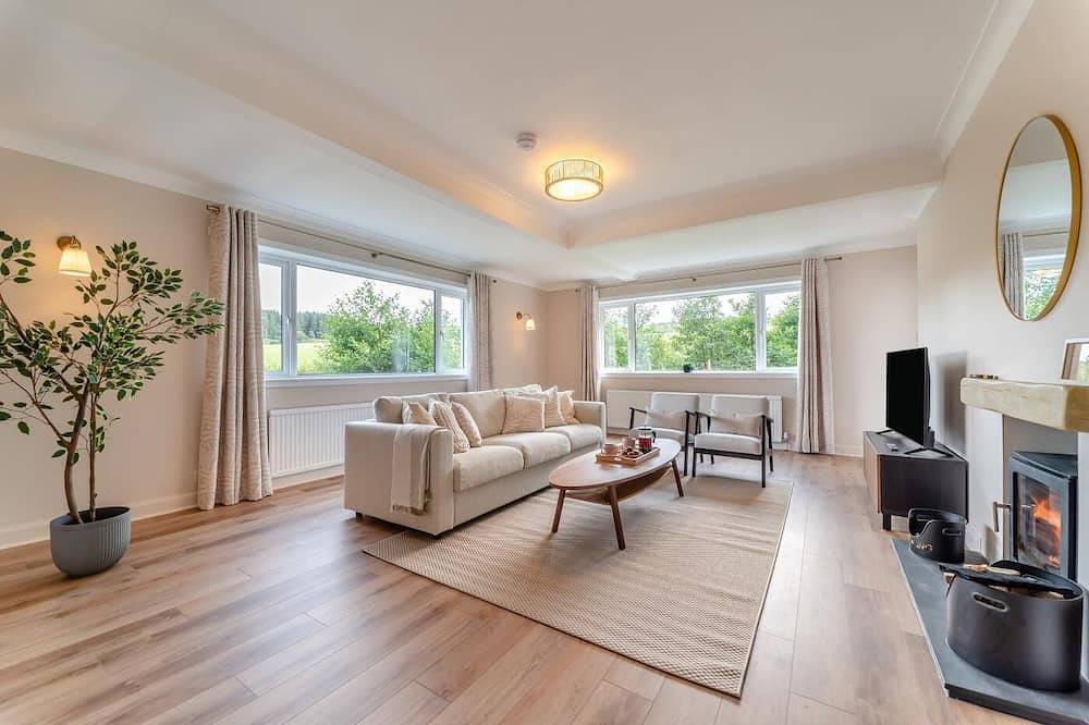 2 Bed in Tighnabruaich (oc-p45539) in Argyll & Bute