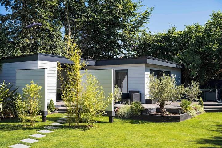 Vacation rental for 2 people, with hot tub and yard in Berkshire