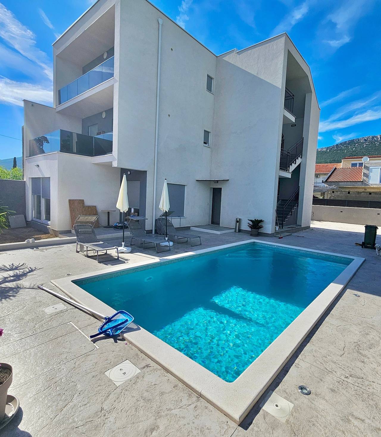 Ganze Wohnung, 2-Zimmer-Ferienwohnung mit Terrasse und Meerblick Kastel Stari, Kastela A-23348-a in Kastel Stari, Kaštela