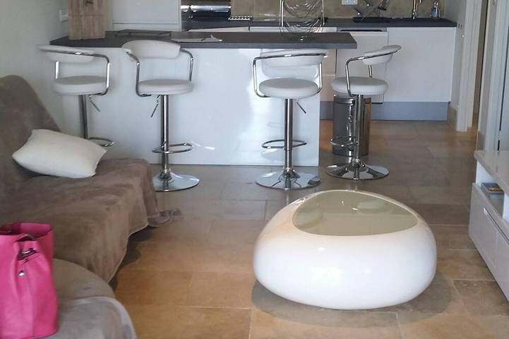 Appartement de vacances pour 5 personnes, avec piscine et terrasse