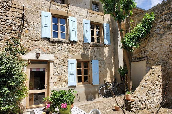 Gîte pour 5 personnes, avec terrasse et jardin à Vaunaveys-la-Rochette