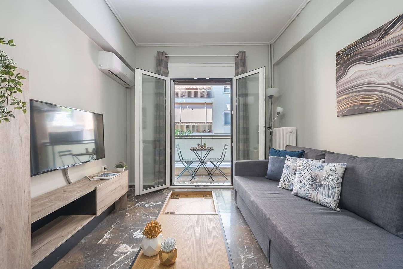 Appartamento intero, Stylish Suite by Cloudkeys in Sezione centrale di Atene, Zografo