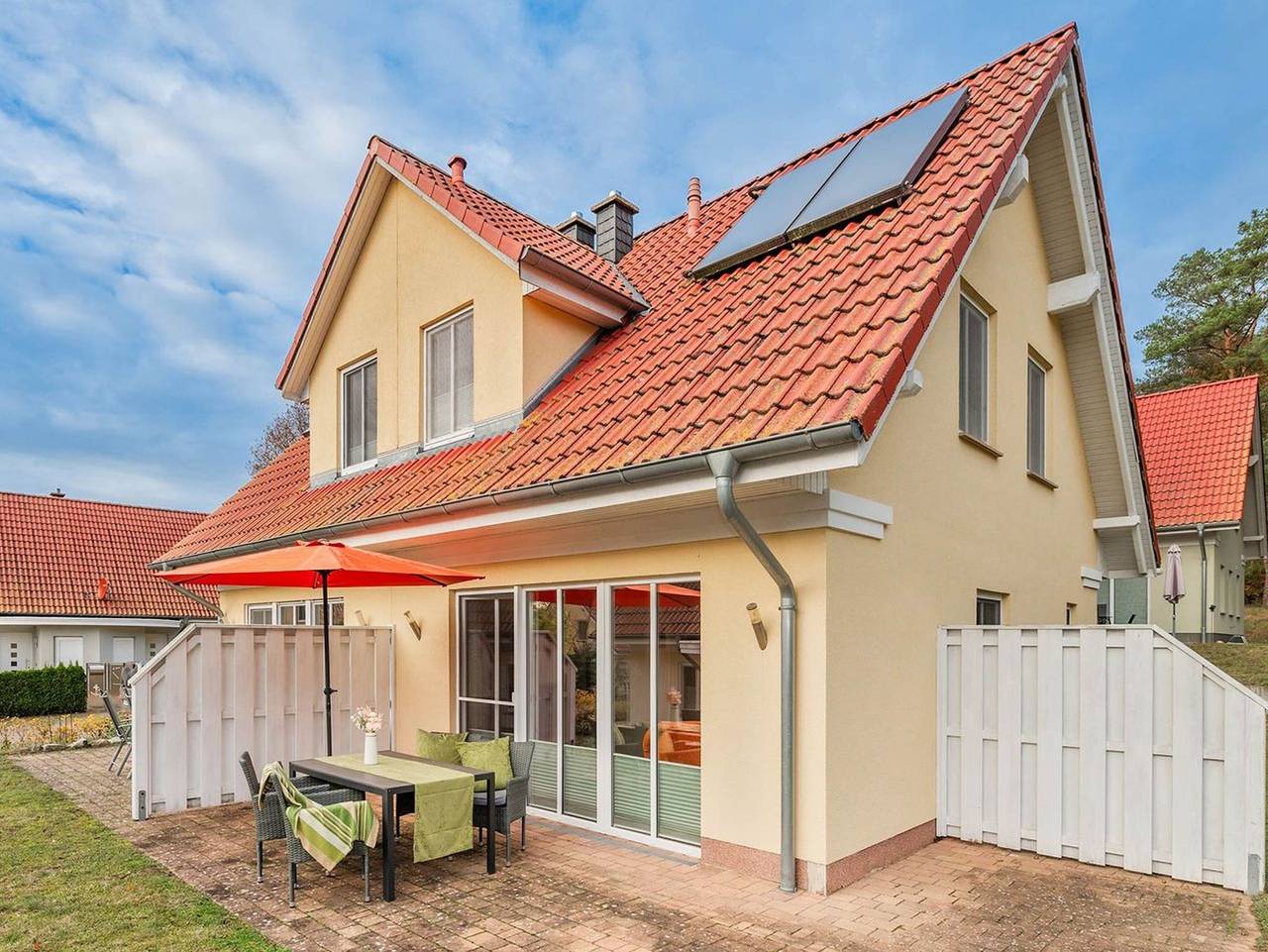 Ferienhaus Sunshine - "Ferienhaus Sunshine" - Kamin und Infrarot-Sauna in Gothensee, Korswandt
